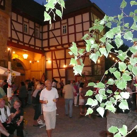 Weingut Gaestehaus Weigand イプホーフェン エクステリア 写真