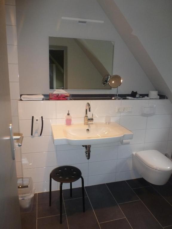 Weingut Gaestehaus Weigand イプホーフェン 部屋 写真